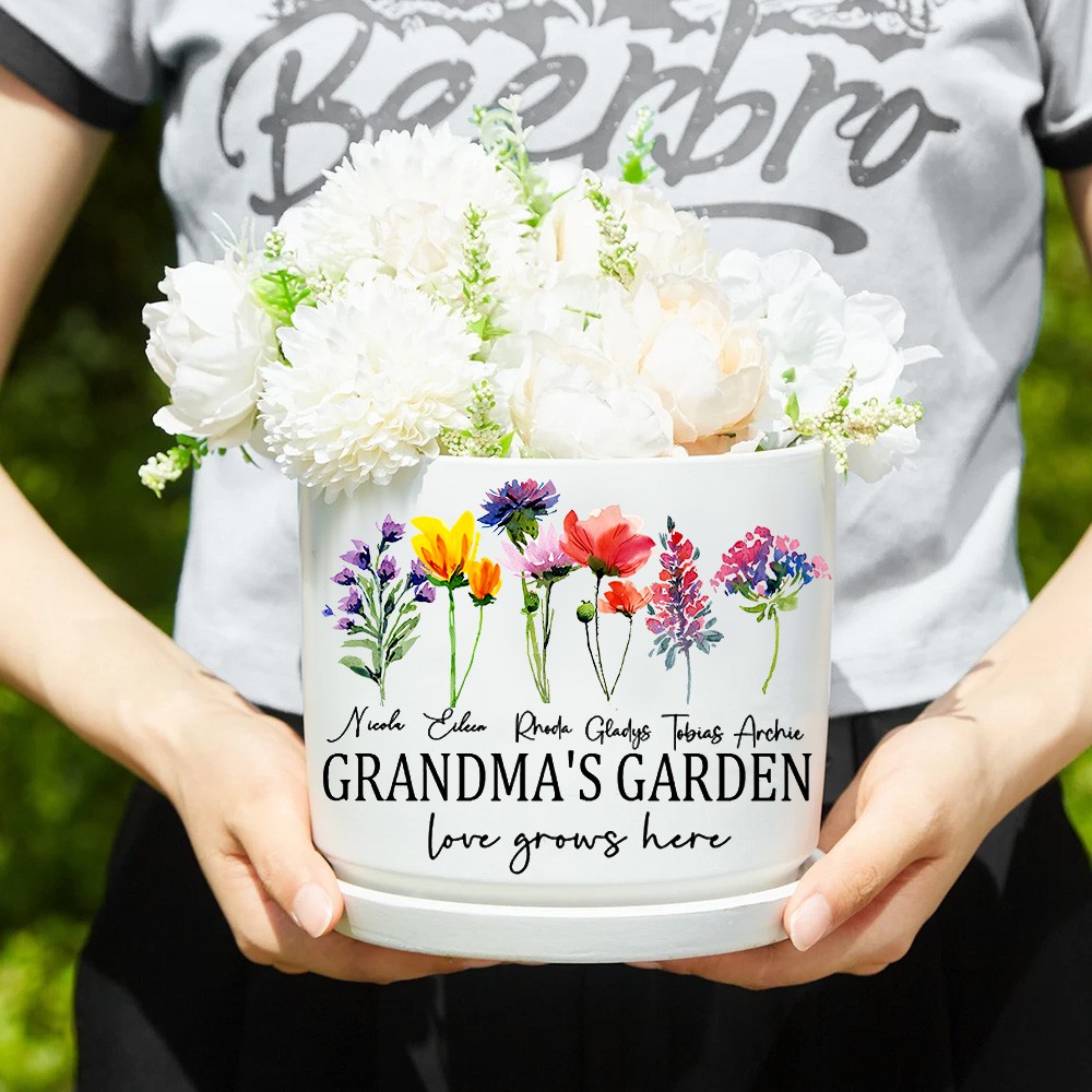 Personalised Grandma's Garden Birth Month Flower Pot with Kids Names Love Gift Ideas For Mum Grandma Her