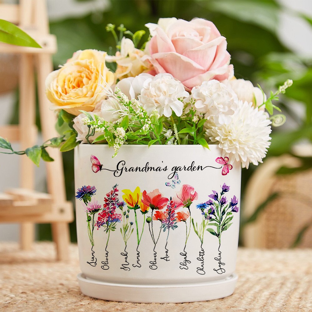Personalised Grandma's Garden Birth Flower Plant Pot with Grandkids Names Birthday Gifts For Grandma Mum