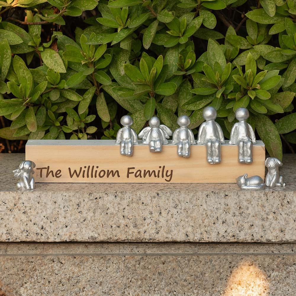 Choose Your Own Family Combination Personalised Family Sculpture Figurines Christmas Birthday Family Gift