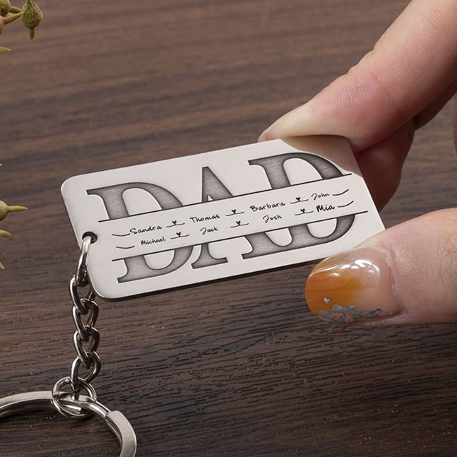 Father’s Day Gift Personalised Dad Keychain Engraving 1-16 Names 