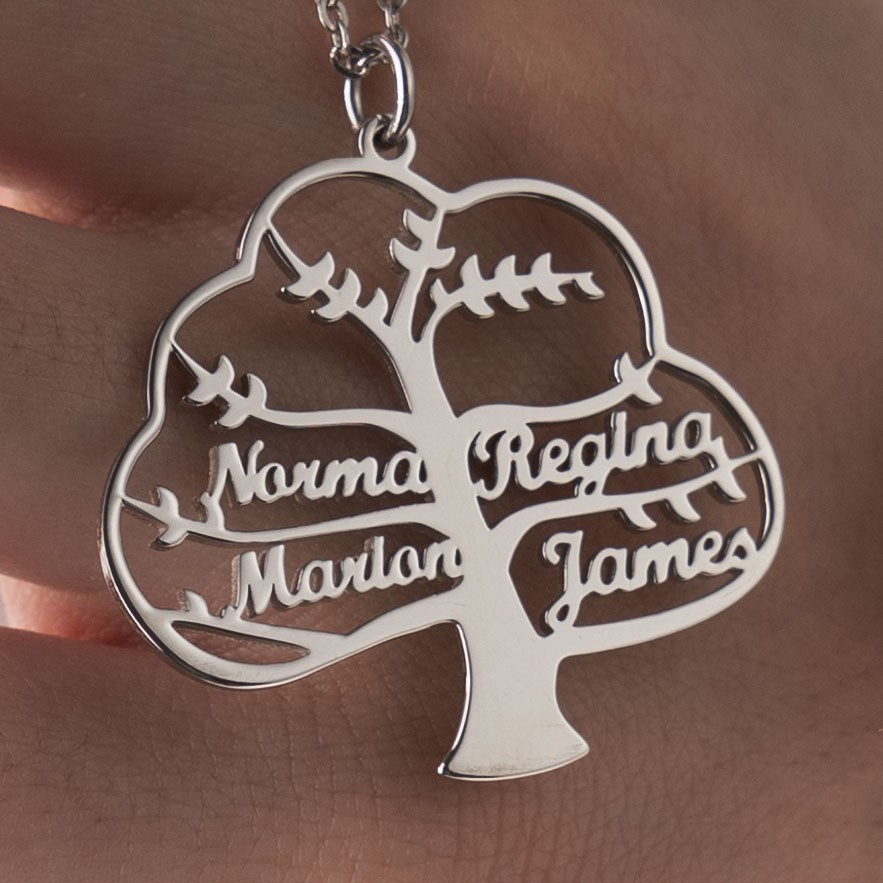 Personalised Family Tree Name Necklace with 1-8 Names Gift for Mum and Grandma