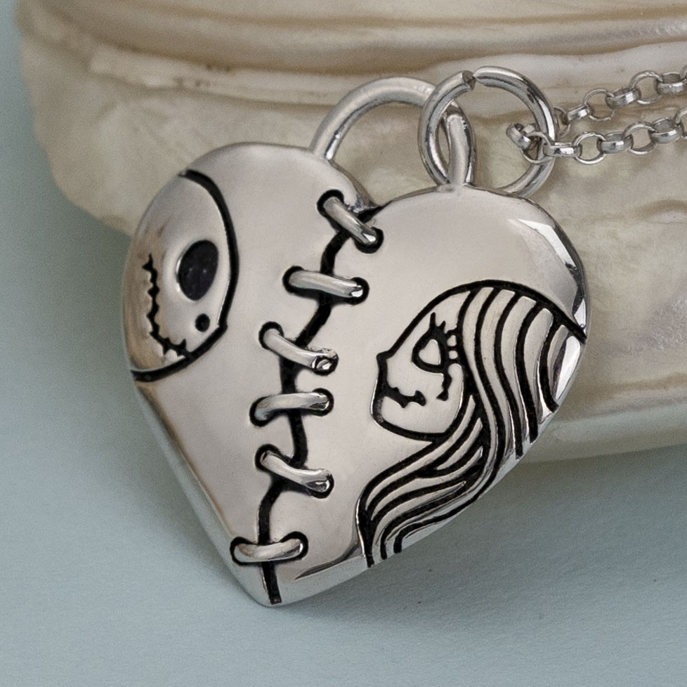 Personalised Lovely Heart Jack Skellington and Sally Couple Name Engraving Necklace Valentine's Day Gifts