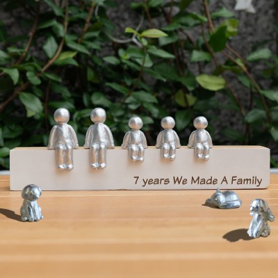 Personalised 7 Years We Made A Family Sculpture Figurines Anniversary Gift For Grandma Wife Mum Her