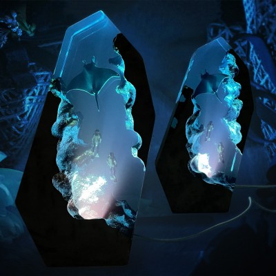 Manta Rays And Couple Divers Night Light Resin Wood Lamp
