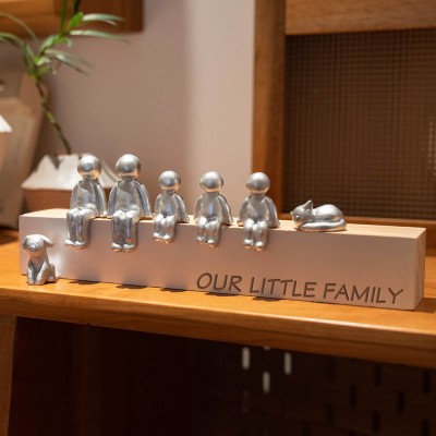 Personalised Sculpture Figurines Family Christmas Gift for Mum Her