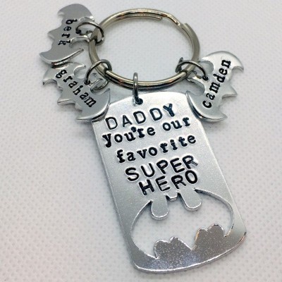 Engraving Father's Day Gift Personalised Superhero Dad Keychain with 1-10 Names Dad Husband Grandpa