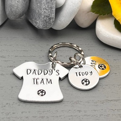 Personalised Daddy's Football Team Keychain Father's Day Gift