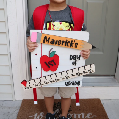 Personalised Interchangeable First Day/Last of School Photo Prop Back to School Sign for Kids