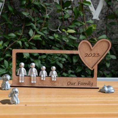 Personalised Family Sculpture Figurines Gift Ideas for Our Family Gift For Mum Wife Her