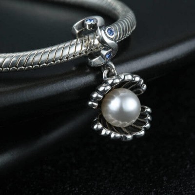 Sparkling Pearl Shell Charm Blue Silver