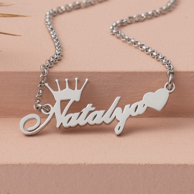 Personalised Crown Name Necklace with a Heart for Women Minimalist Name Jewelry Gift for Her