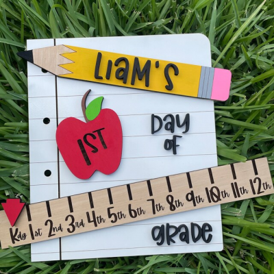 Personalised First Day of School Photo Prop Interchangeable Back to School Sign Kit for Kids