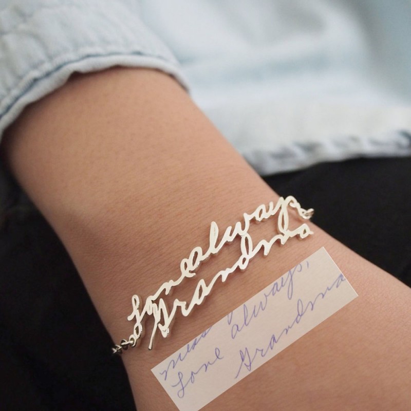 Signature best sale jewelry bracelet